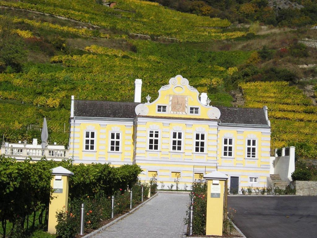 Boutique Hotel Ur-Wachau Weissenkirchen in der Wachau Esterno foto